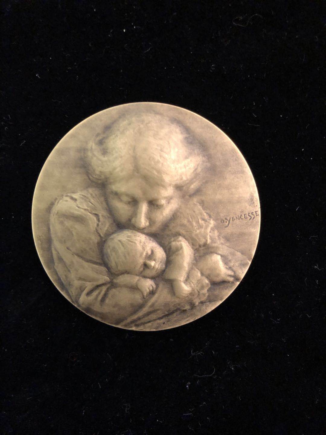 新春之拍——外章专场 母亲的吻