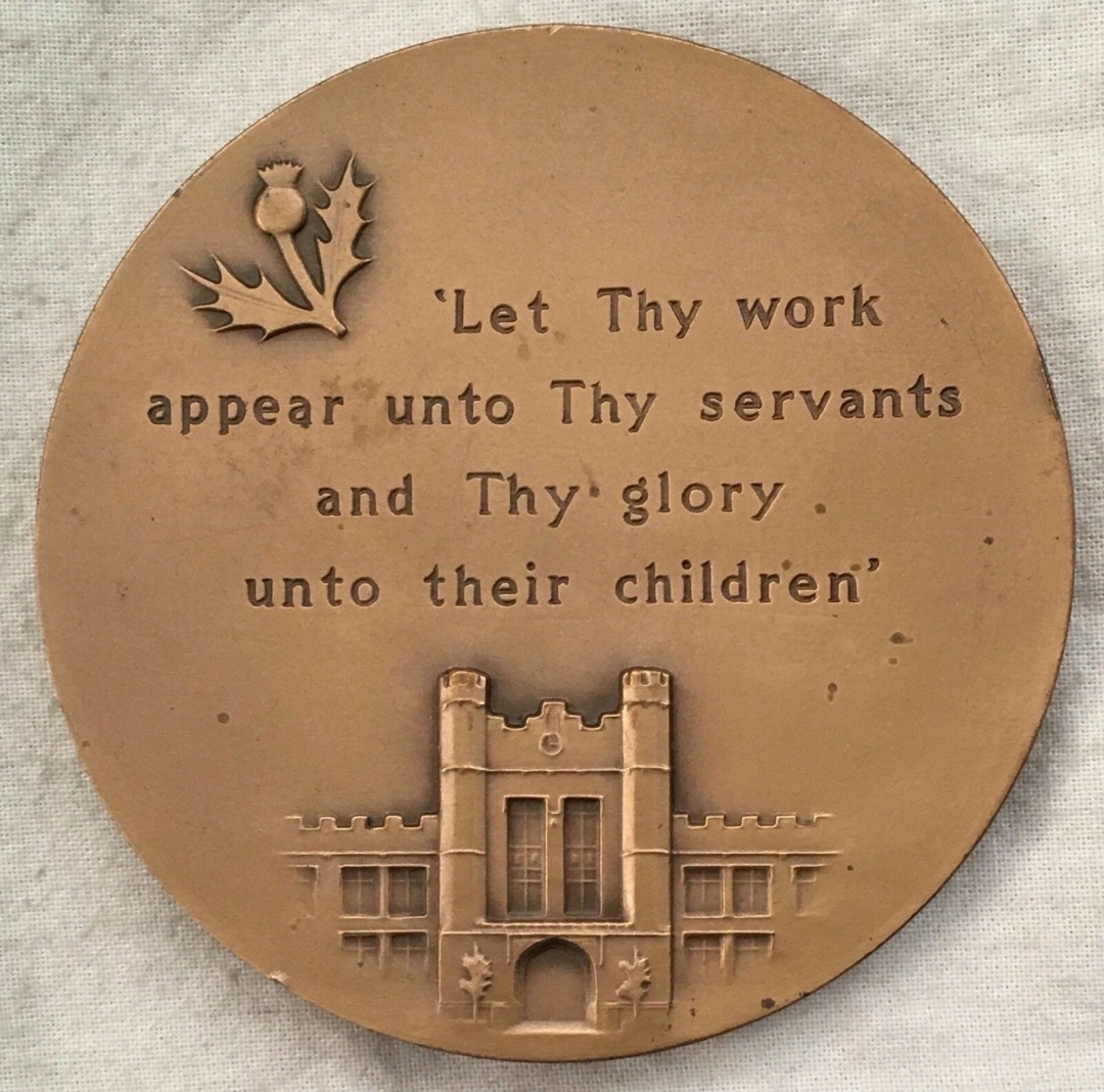 新春之拍——外章专场 美国伍斯特学院100周年纪念奖章，1966年。