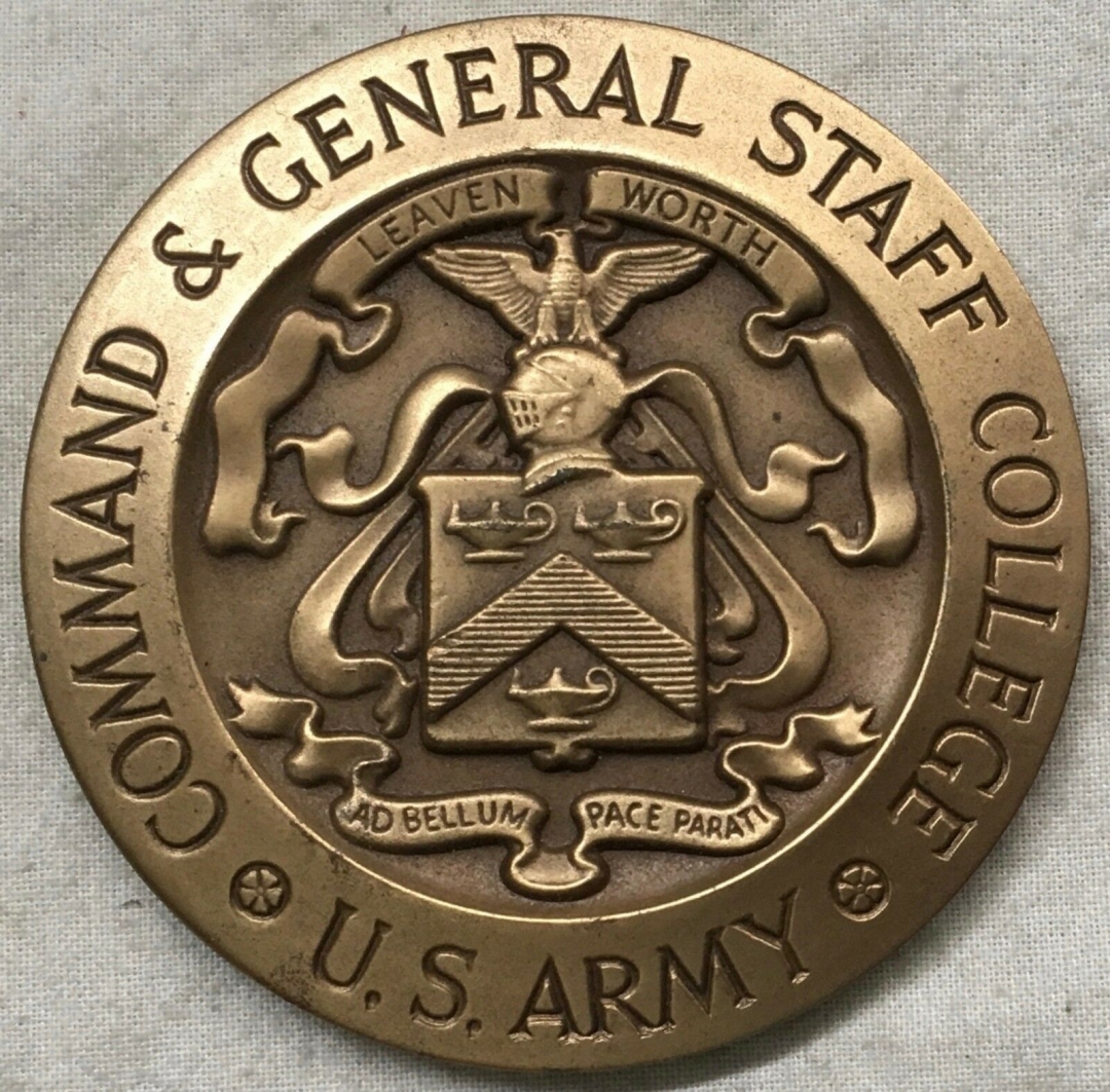 新春之拍——外章专场  美国陆军指挥与参谋学院，莱文沃思堡奖章