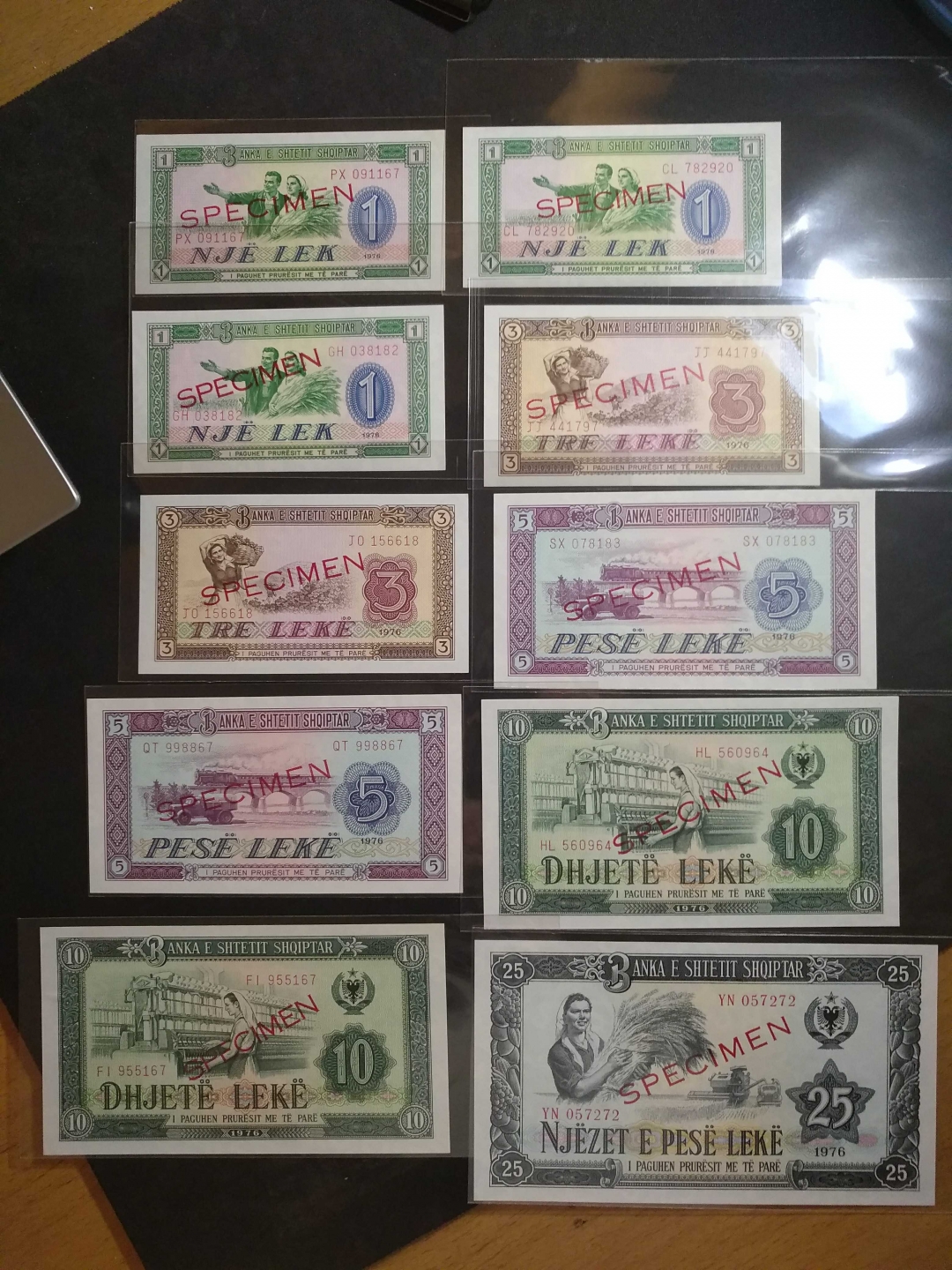 【鲸贝乐淘】第列号拍卖 【中国代印】1976年阿尔巴尼亚数字版样币，冠号大全套，UNC 