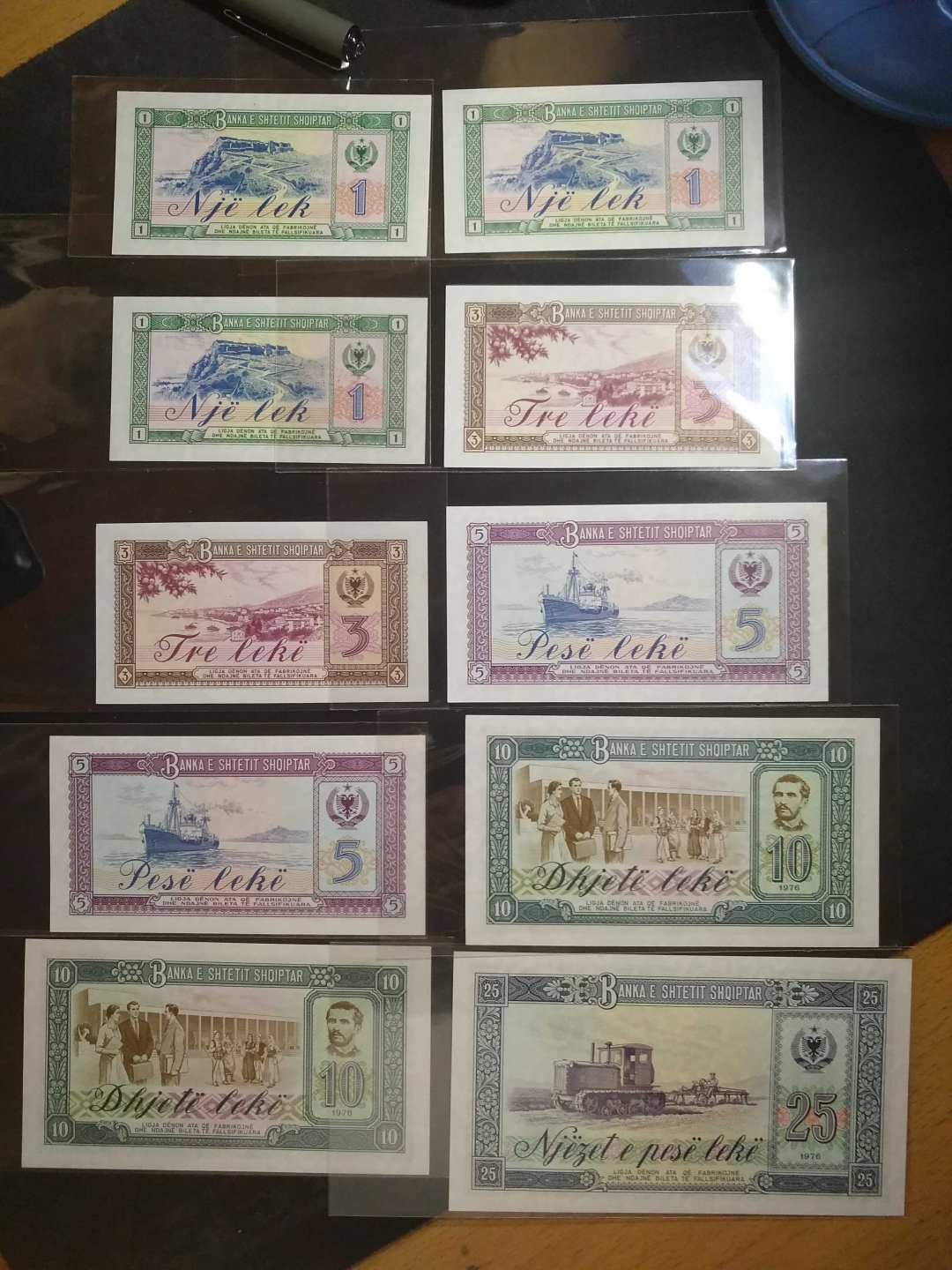 【鲸贝乐淘】第列号拍卖 【中国代印】1976年阿尔巴尼亚数字版样币，冠号大全套，UNC 