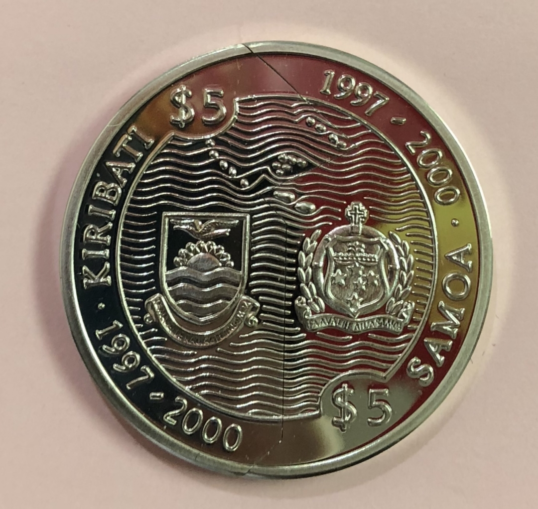【随心拍】现代金银币拍卖第八期 基里巴斯和西萨摩亚千禧年切割币