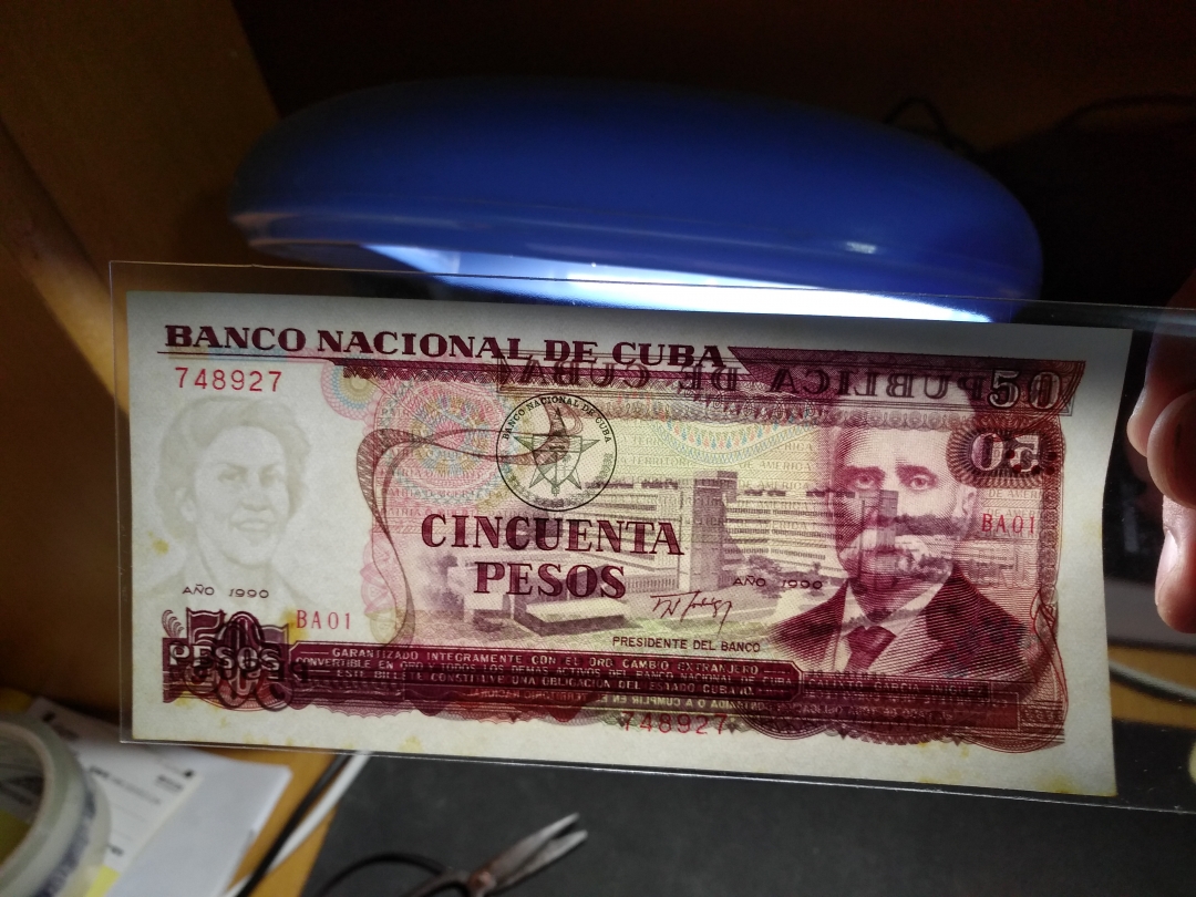 【鲸贝乐淘】第暑号拍卖 【中国代印】1990年古巴50比索，错字版，有黄斑