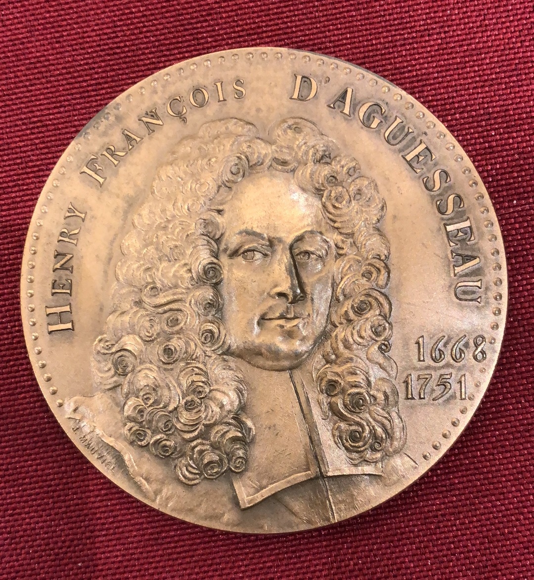 麦朵尔俱乐部成立4周年拍卖活动 亨利国王