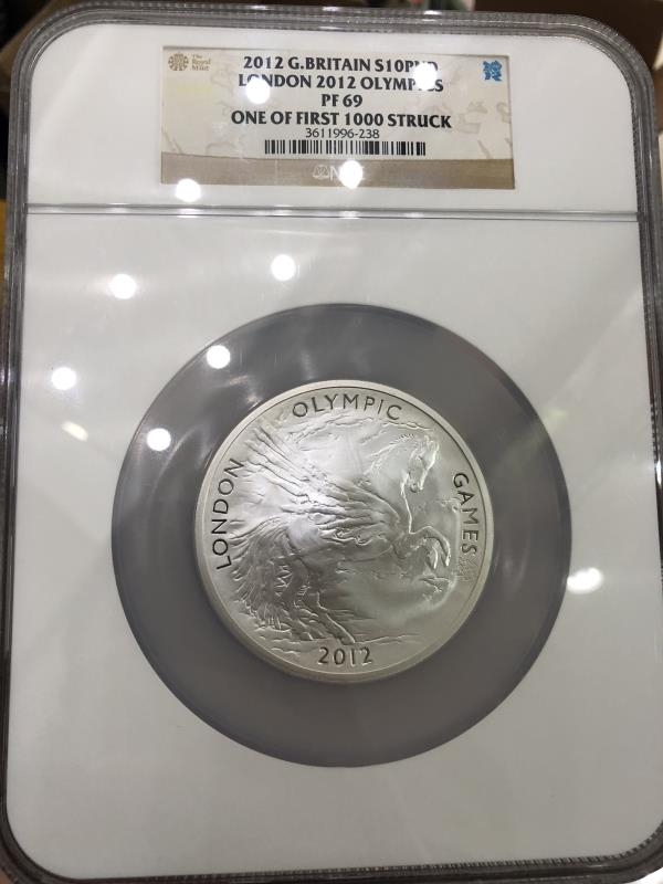 【随心拍】现代金银币拍卖第十期 2012英国飞马5oz银币【ngc69】