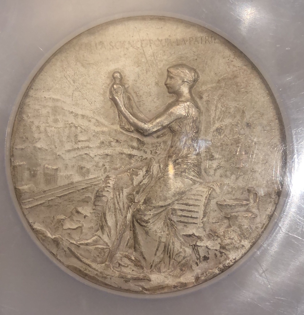 麦朵尔俱乐部成立4周年拍卖活动 法国雅典学校