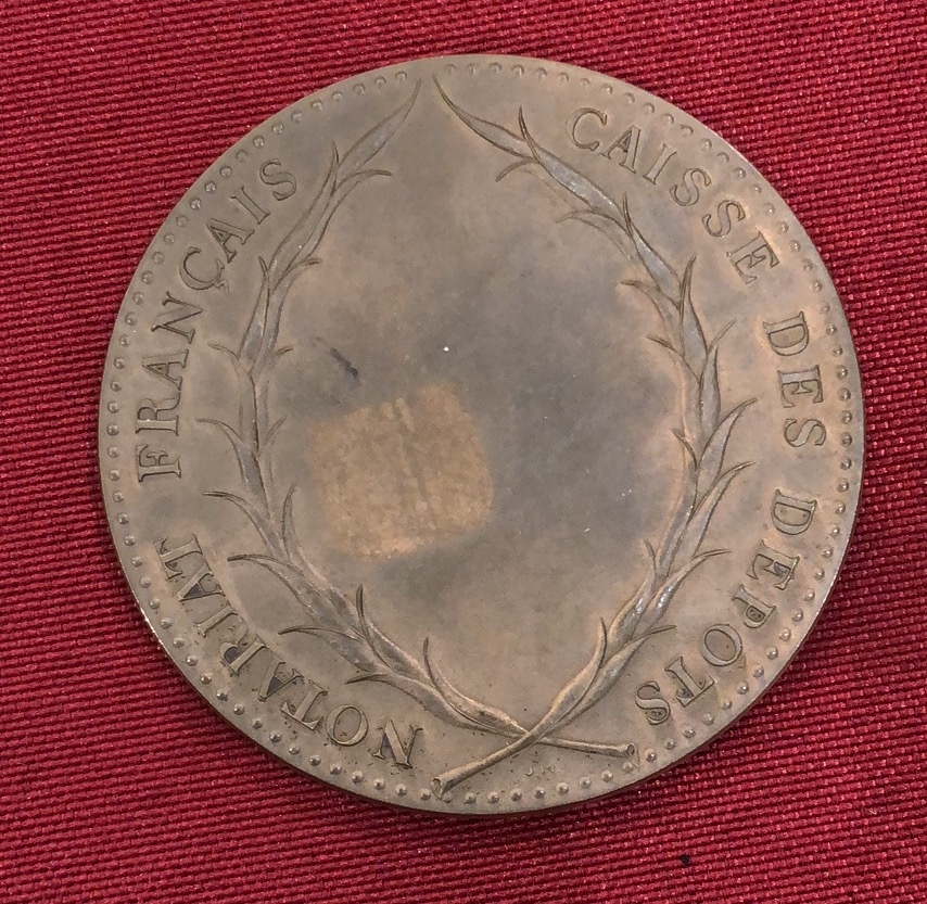 麦朵尔俱乐部成立4周年拍卖活动 亨利国王