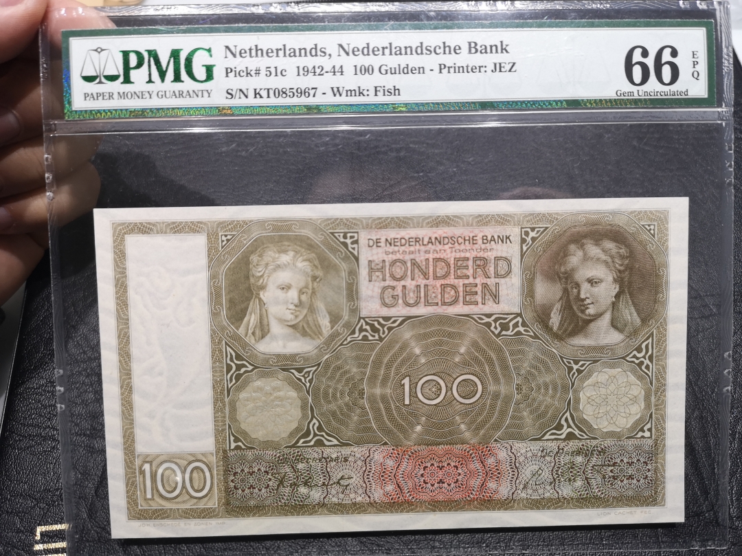 《外钞收藏家》第六十四期拍卖 荷兰1944年100盾 大票 精美雕刻小女孩 pmg66