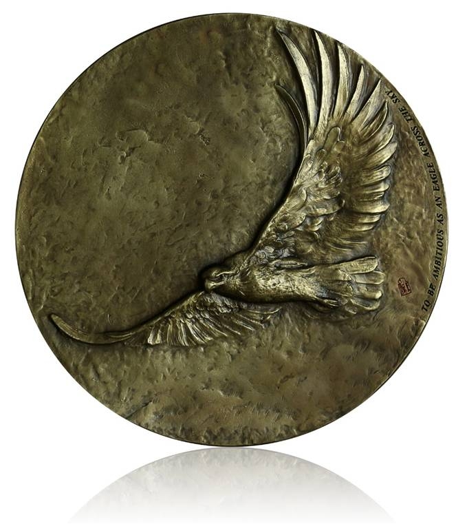 麦朵尔俱乐部成立4周年拍卖活动 老鹰