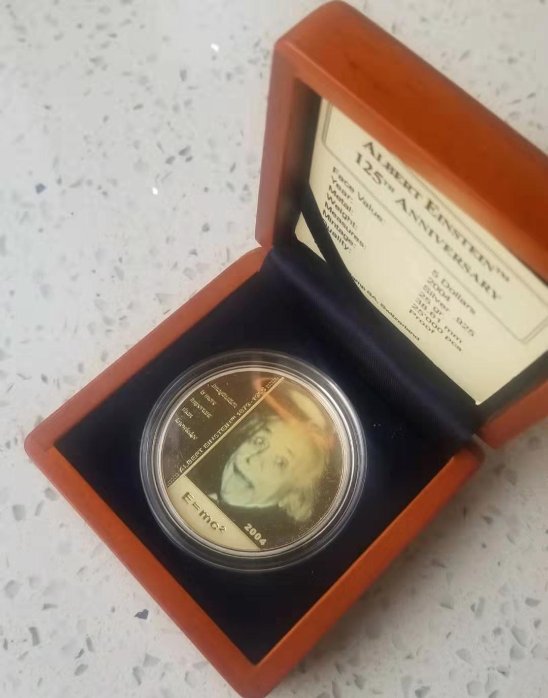 【随心拍】现代金银币拍卖第十一期 北马里亚纳2004年爱因斯坦幻彩银币