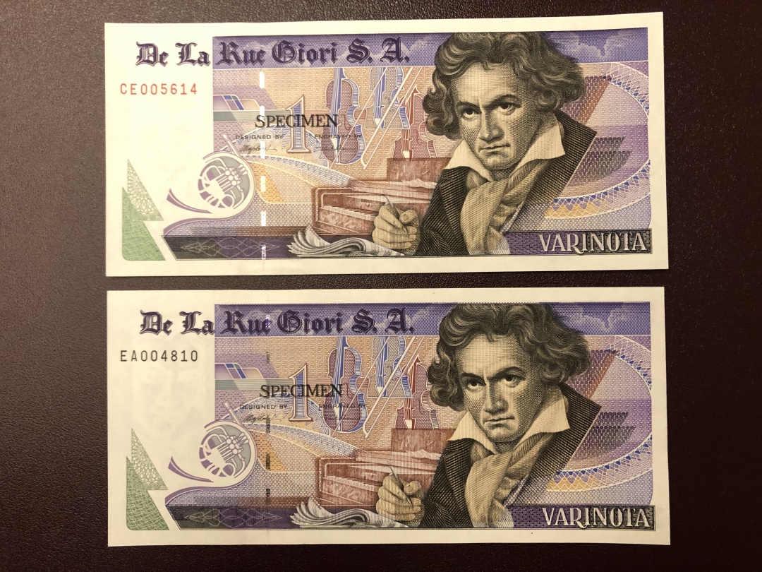 收藏联盟第八十期拍卖 德拉罗公司贝多芬测试钞红黑字一对 UNC