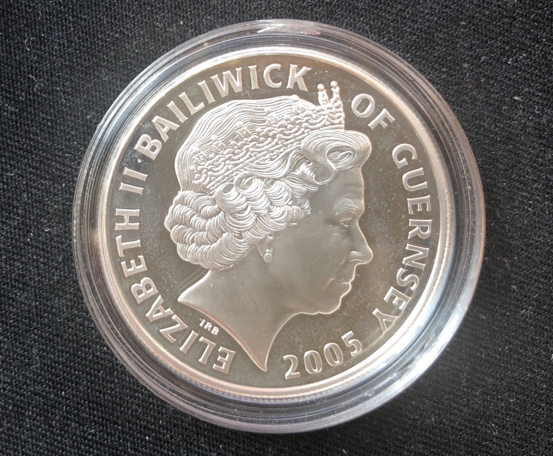 【币观天下】第六十期拍卖 【根西岛】2005年二战60周年纪念银币