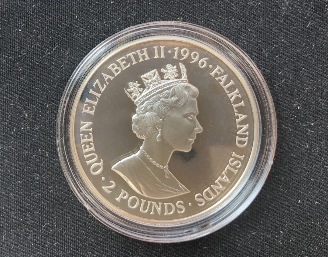 【币观天下】第六十期拍卖 【福克兰群岛】1996年阿尔弗雷德大帝精制银币一枚