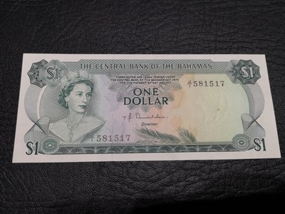 《外钞收藏家》第六十五期拍卖 - 巴哈马彩背女王近全新  可惜有一个很小的斑点