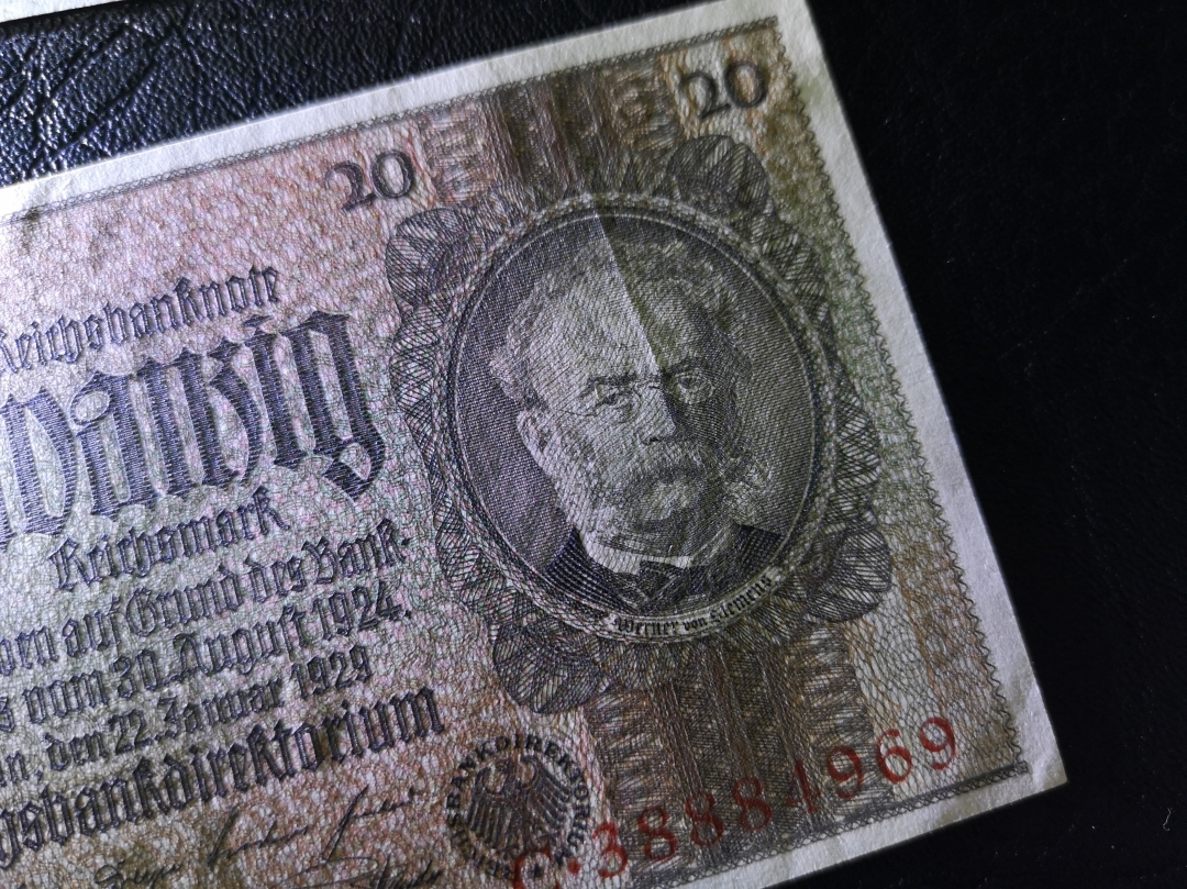 《外钞收藏家》第六十五期拍卖 西德老版马克三张10au品相、20、2近全新