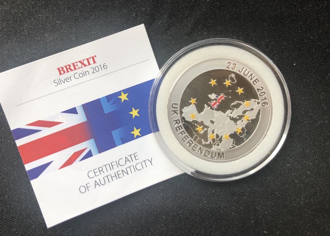 【币观天下】第六十一期拍卖 【所罗门群岛】2016英国脱欧银币一枚【带证】