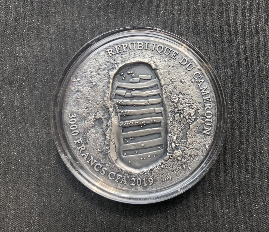 【币观天下】第六十一期拍卖 【喀麦隆】2019登月50周年纪念3oz高浮雕银币