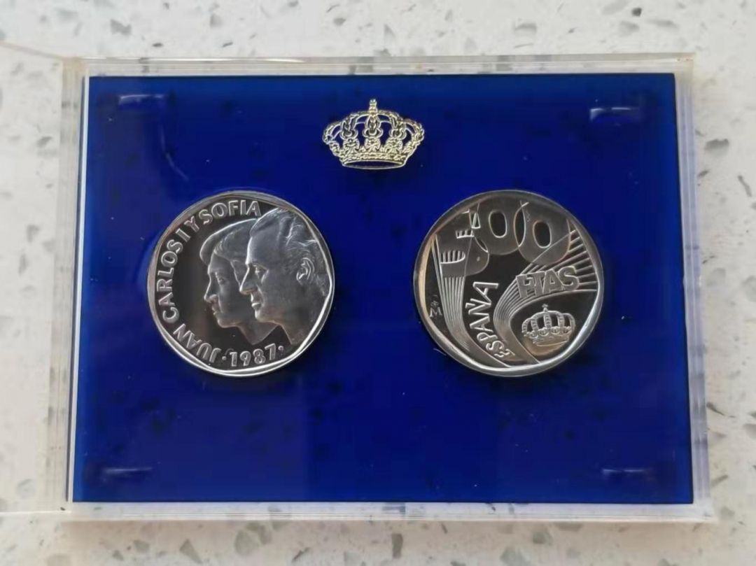 【币观天下】第六十一期拍卖 【西班牙】造币厂1987年样币两枚，UNC带包装。