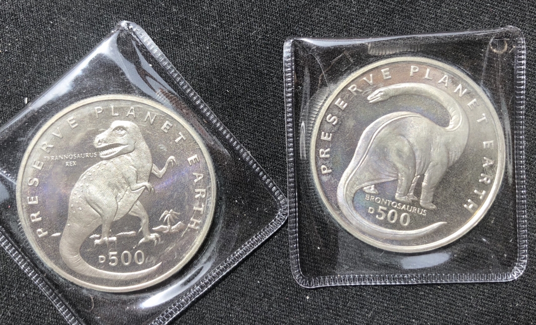 【币观天下】第六十五期拍卖 【波黑】1993年恐龙币两枚【有氧化】