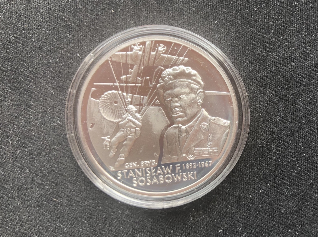 【币观天下】第六十五期拍卖 【波兰】2004年10兹罗申精制二战纪念银币 市场花园行动