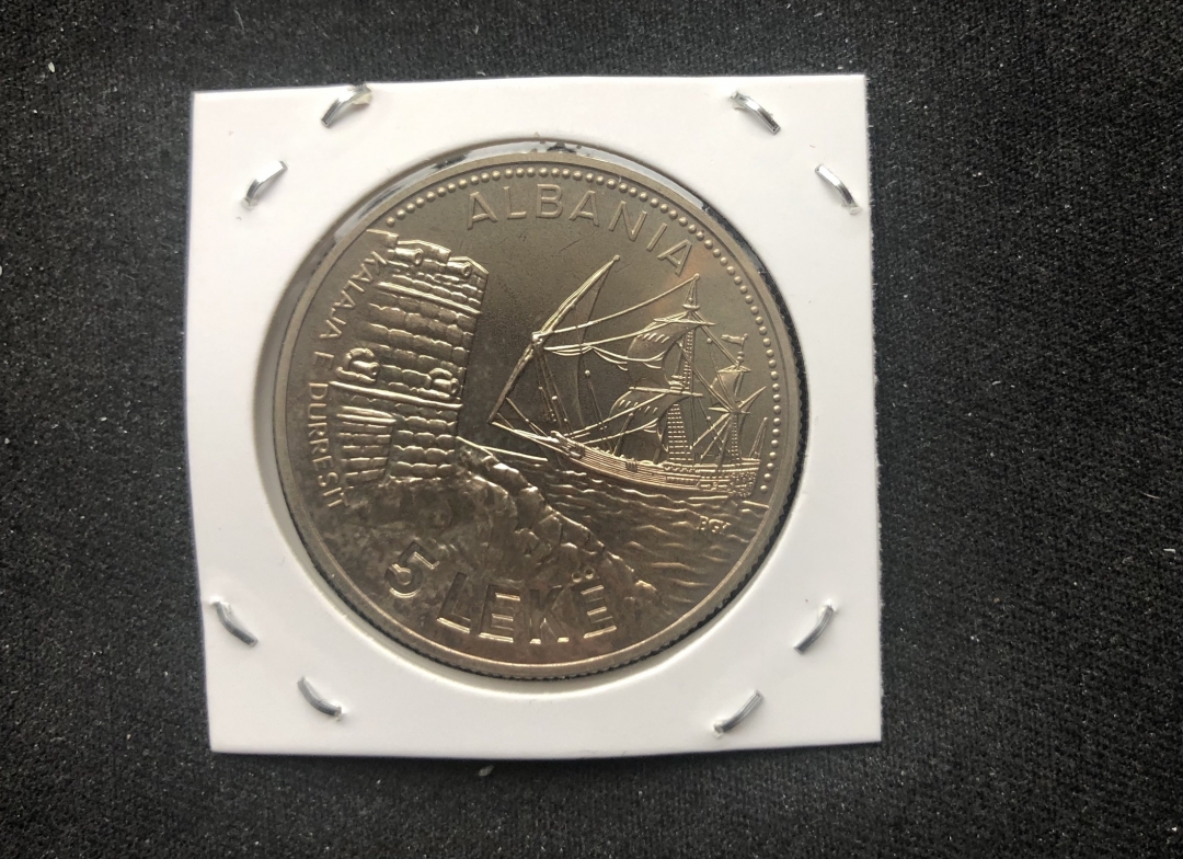 【币观天下第六十六期拍卖】 【阿尔巴尼亚】阿尔巴尼亚1988年5列克首条铁路纪念镍币+1987年5列克都拉斯港镍