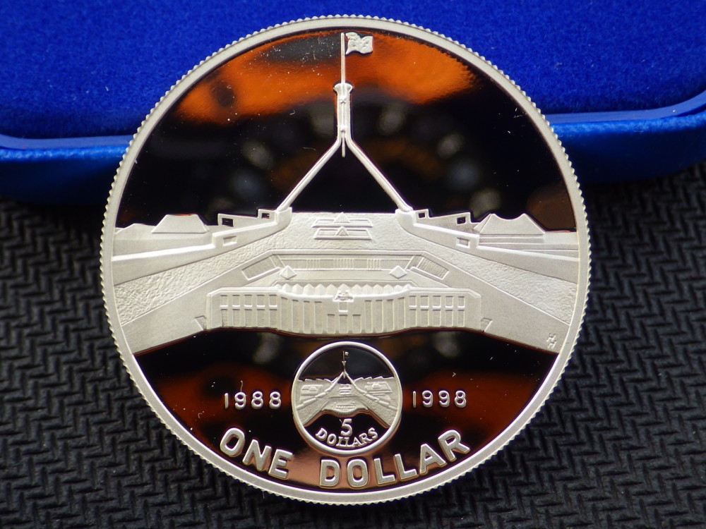 【币观天下第六十六期拍卖】 【澳大利亚】1998年新国会大厦落成10年1元银币