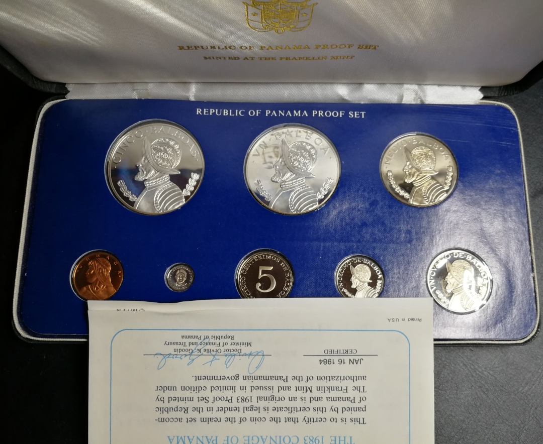 凡希社世界钱币微拍第八十四期 1984巴拿马精铸PS带两银