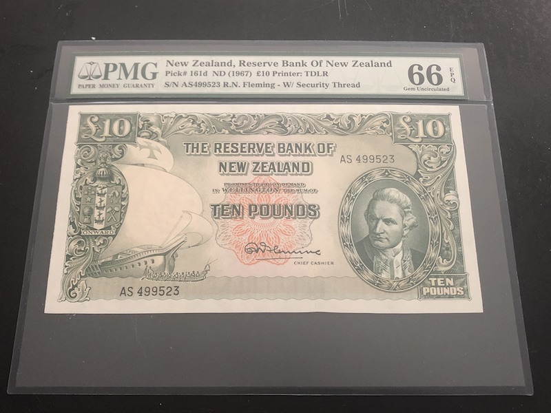 收藏联盟第八十五期拍卖 新西兰1967年10镑 库克船长 大票幅 PMG66E S/N:AS499523