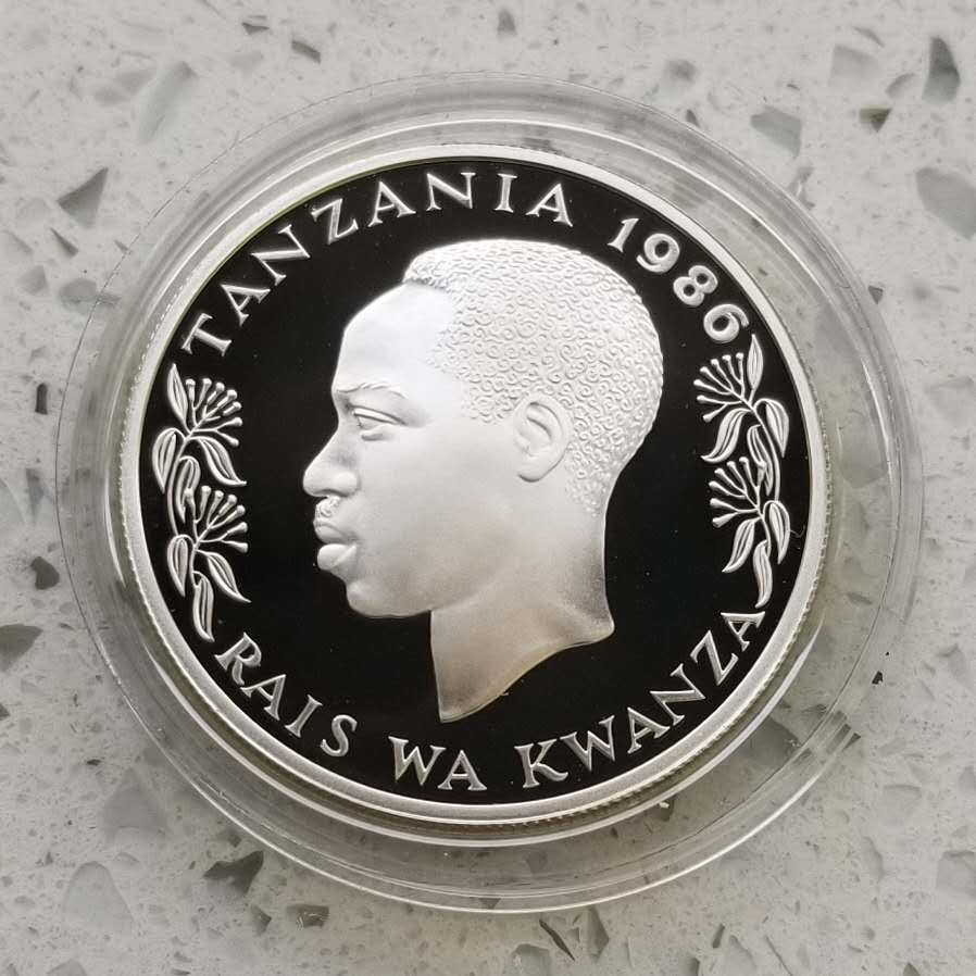 【币观天下】第六十七期拍卖 【坦桑尼亚】1986年大象纪念银币