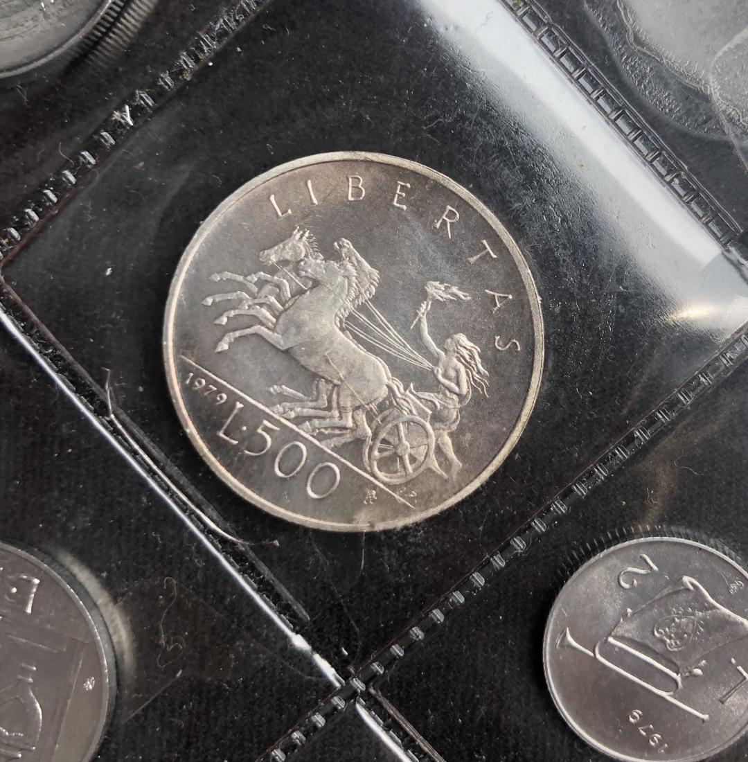 【币观天下】第六十七期拍卖 【圣马力诺】9枚套币秒杀【包含银币一枚】