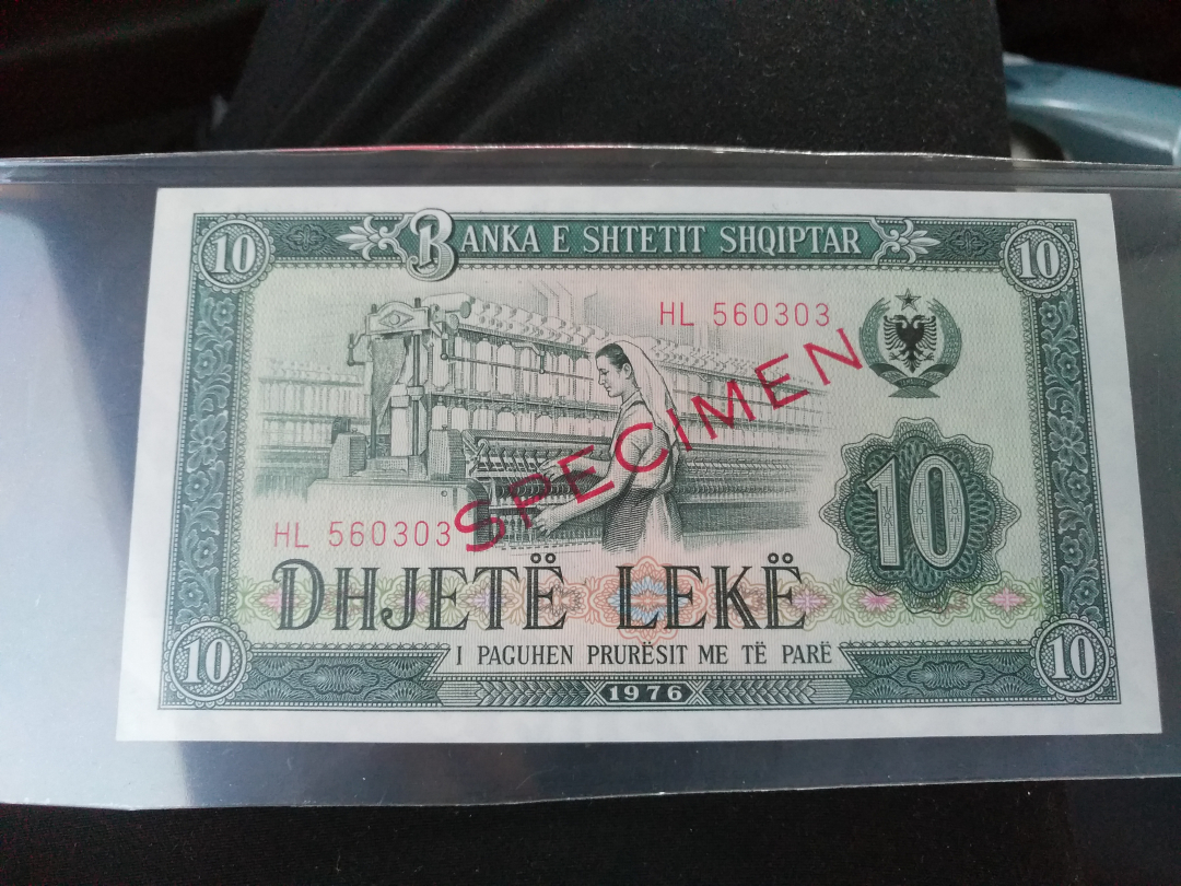 【鲸贝乐淘】千字文·第收号拍卖·CICE北京展销会专场 【中国代印】1976年阿尔巴尼亚10元，号码币票样