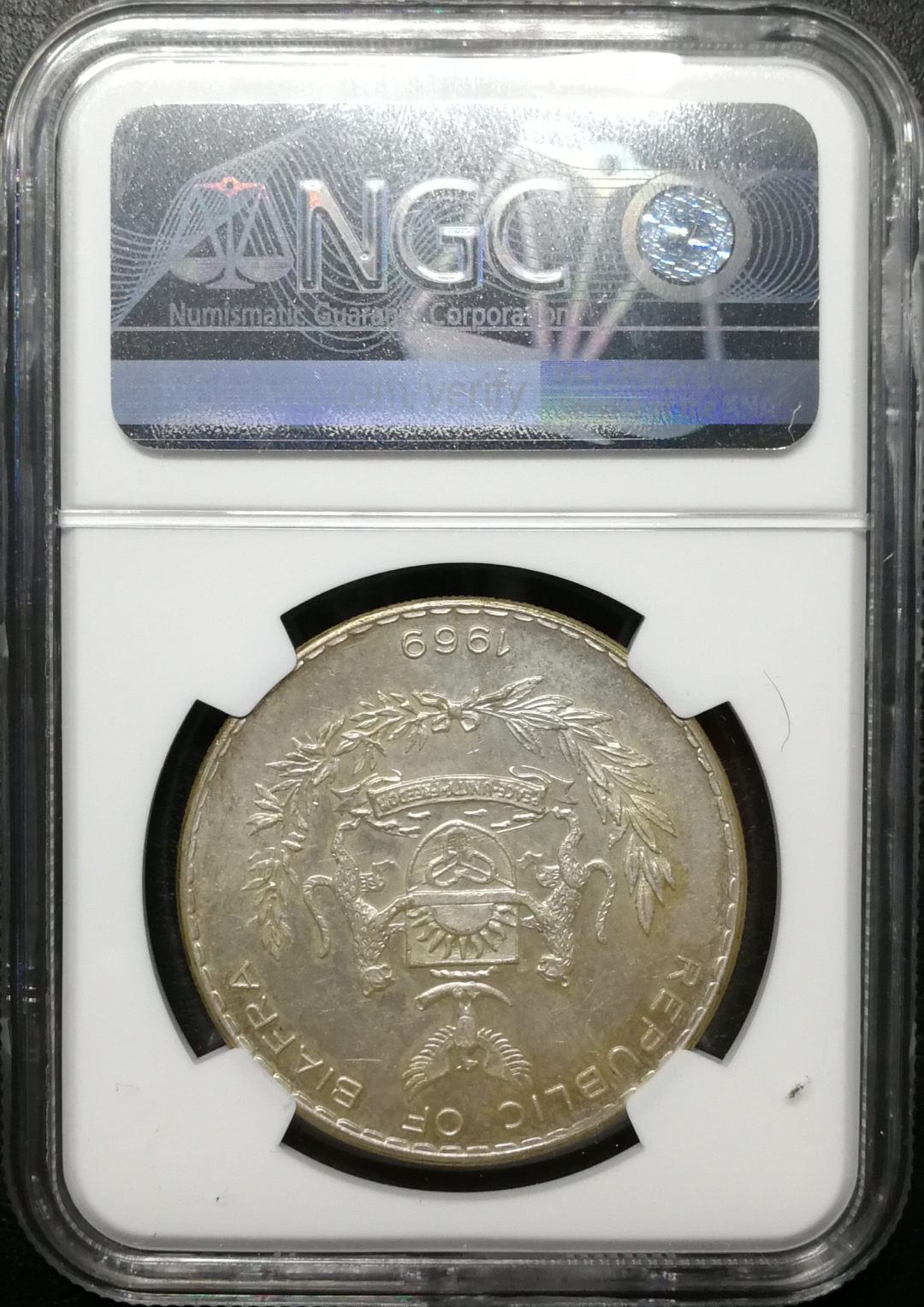 凡希社世界钱币微拍第八十五期 1969比夫拉一镑大银NGC-MS63