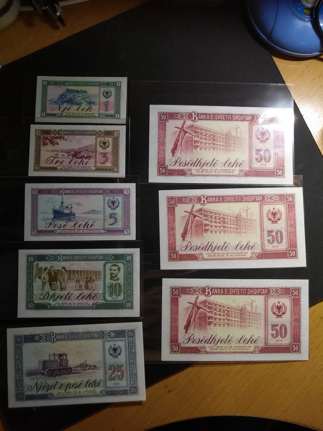 【鲸贝乐淘】千字文·第收号拍卖·CICE北京展销会专场 【中国代印】1976年阿尔巴尼亚大全套，全新全品