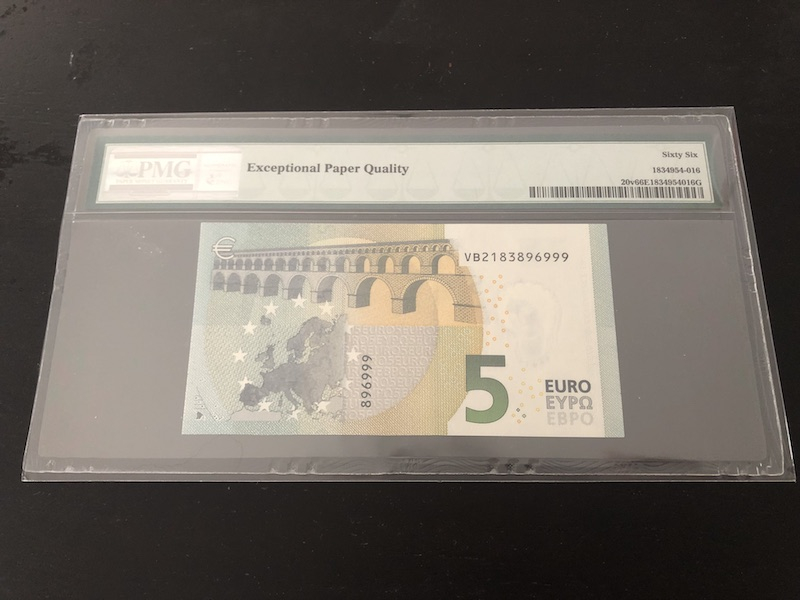 收藏联盟第八十六期暨CICE北京展销会专场拍卖 2013年5欧元 PMG66E 西班牙冠 S/N:VB2183896999 豹子尾