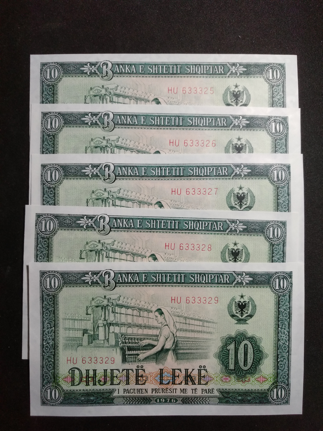 【鲸贝乐淘】千字文·第收号拍卖·CICE北京展销会专场 【中国代印】1976年阿尔巴尼亚10元五连号，全新UNC 