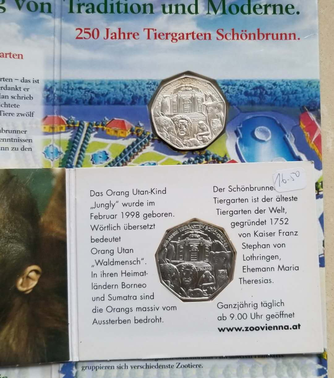 【币观天下】第六十八场拍卖-CICE北京展销会专场 ★奖★奥地利2002年美泉宫动物园5欧元银币大卡小卡装两枚 