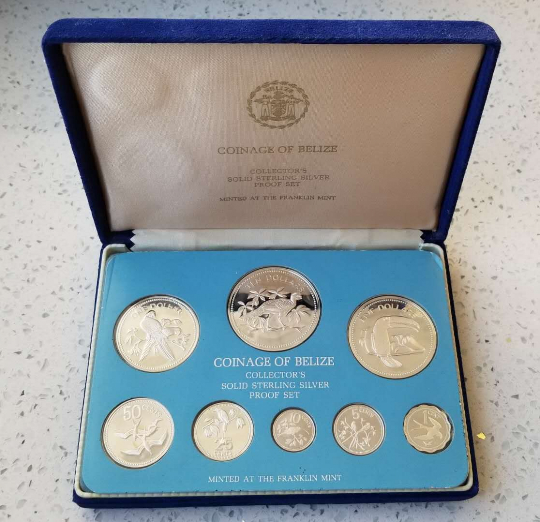 【币观天下】第六十九场拍卖 伯利兹1976年鸟类动物精制纪念银币8枚