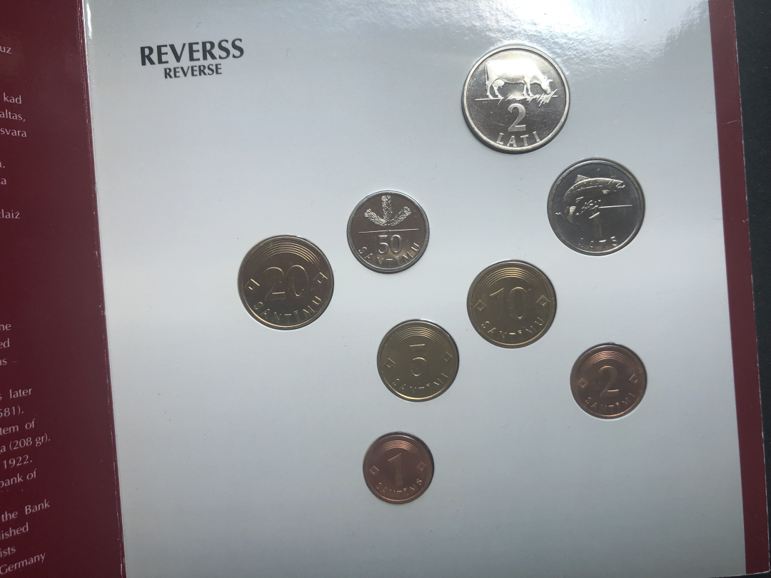 【币观天下】第六十九场拍卖 【拉脱维亚】1992年8枚币套装册子【普制】