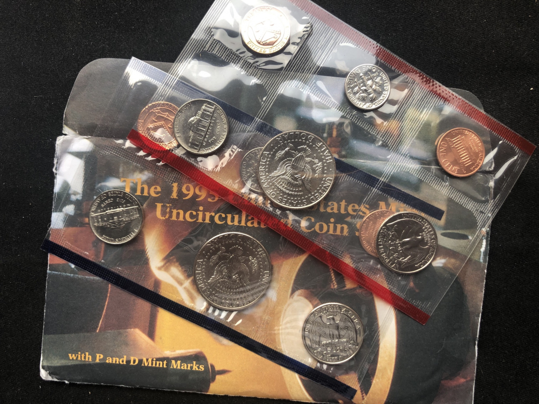 【币观天下】第六十九场拍卖 【美国】1995 pd版套装秒杀【彩色封面】