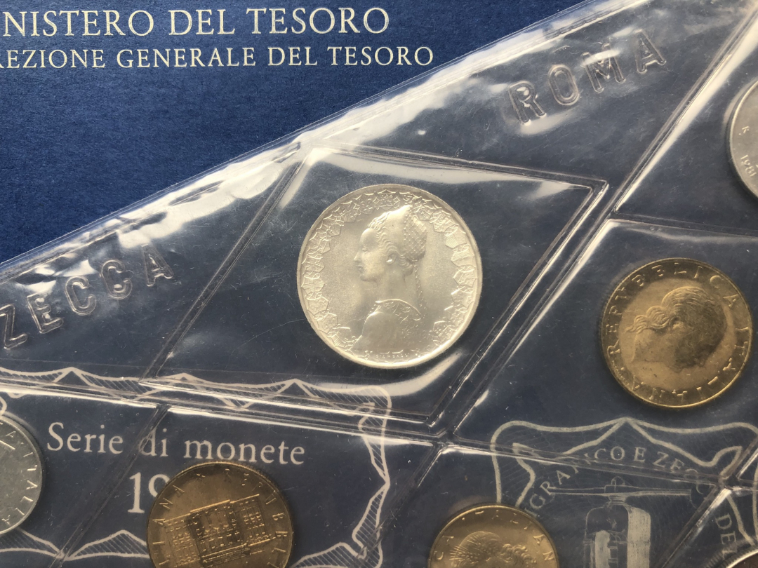 【币观天下】第六十九场拍卖 【意大利】1981年11枚套装【包装证书齐全】