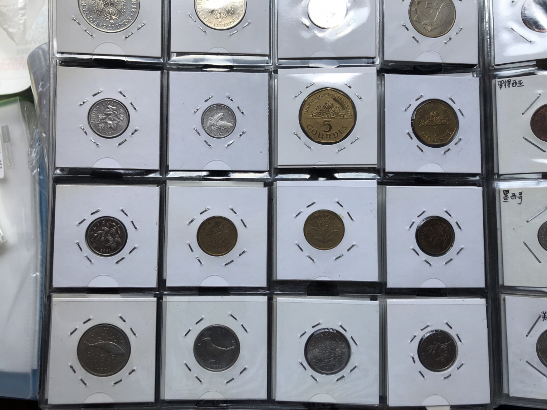 【币观天下】第七十期拍卖 【各国】流通币200枚【含册子】