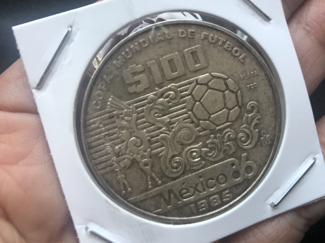 【币观天下】第七十期拍卖 【墨西哥】墨西哥1985年100比索 1986年世界杯足球赛 银币