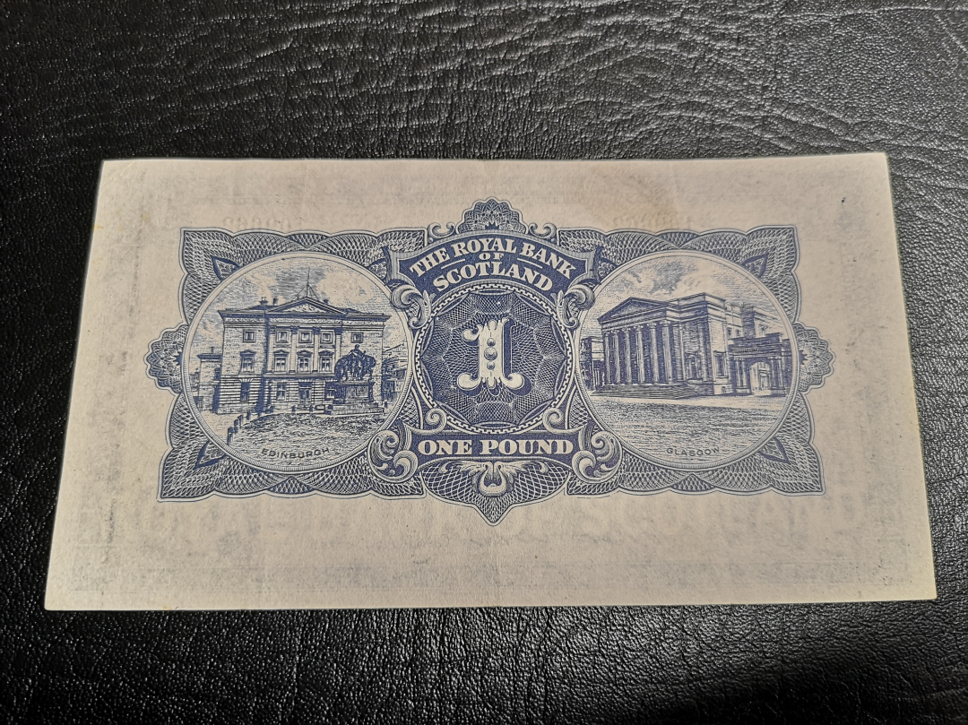 《外钞收藏家》第六十九期拍卖 苏格兰早期1944年1镑 vf-au品相 如图