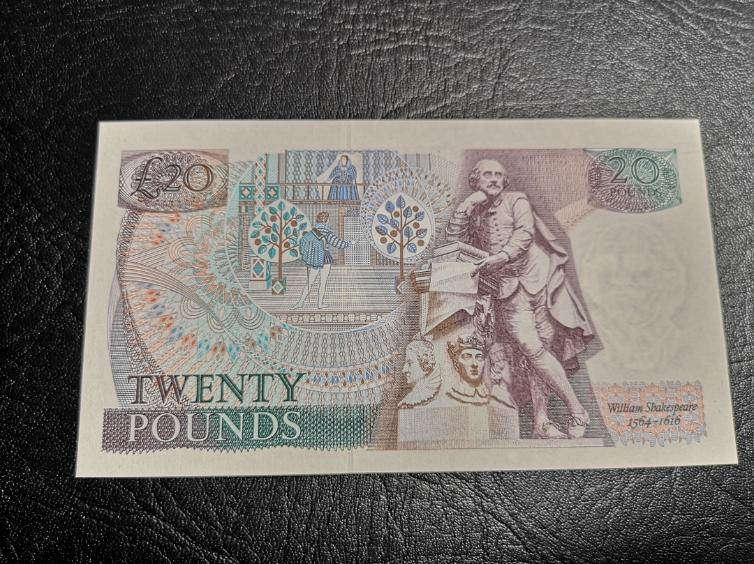 《外钞收藏家》第六十九期拍卖 英国D序列20镑 精美大票 unc 轻微压痕 