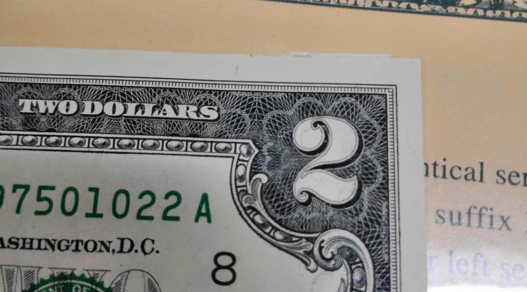 【鲸贝乐淘】千字文·第闰号拍卖 【美元】早期2美金。4连体带原册。2003年版 。顶部裁切小错误。小福耳。