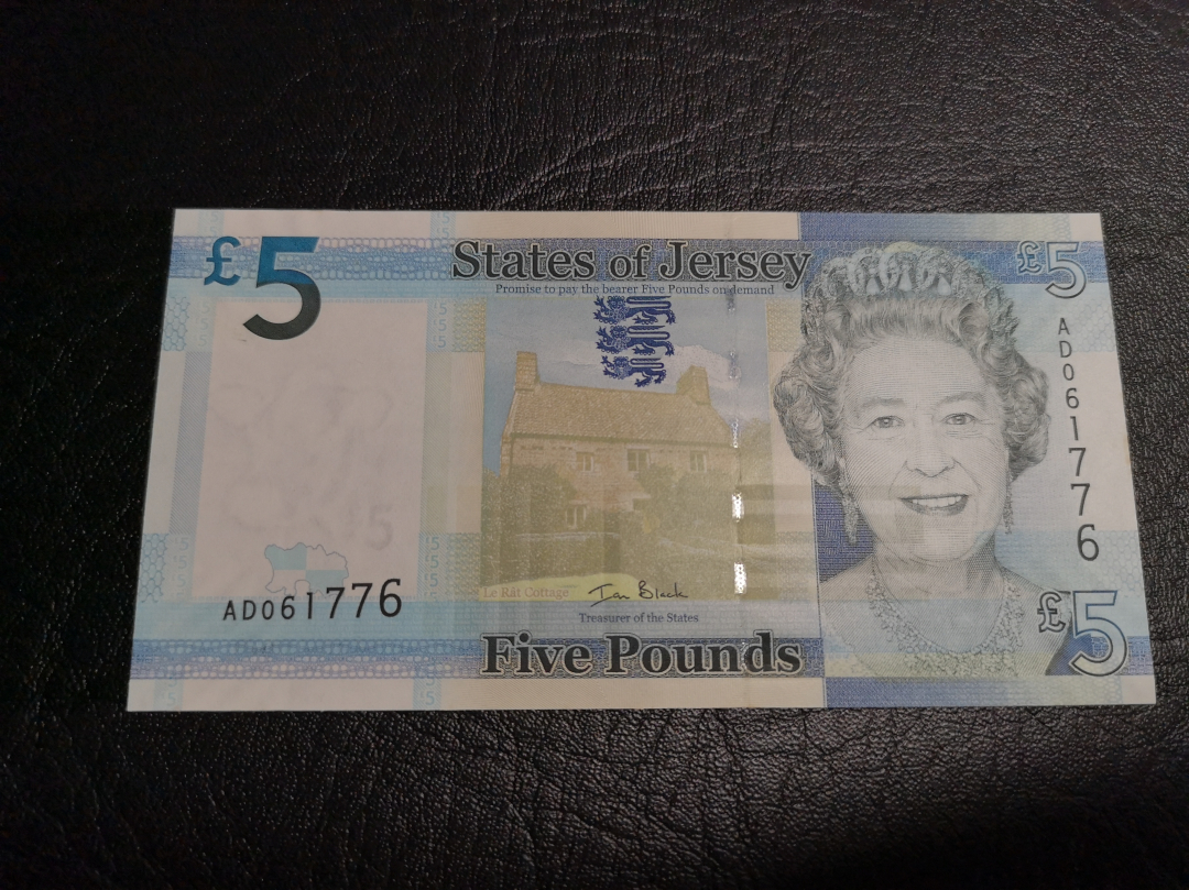 《外钞收藏家》第六十九期拍卖 泽西老年女王 5镑 unc