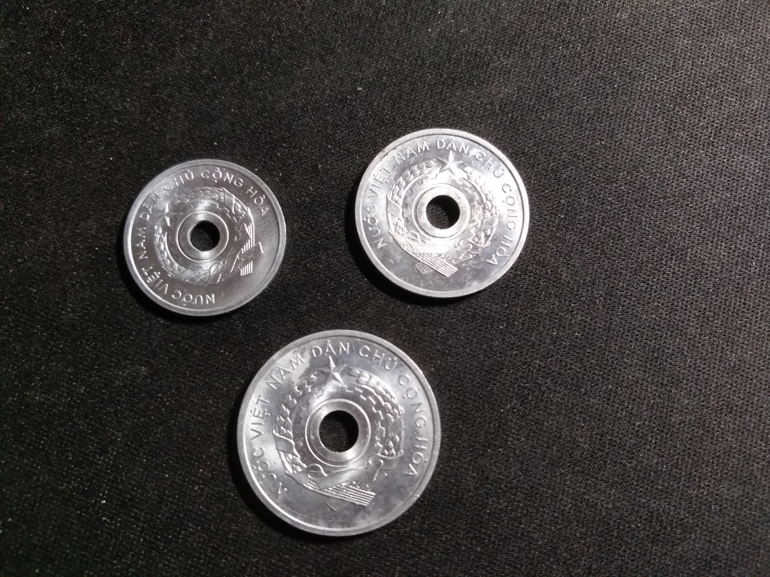 【鲸贝乐淘】千字文·第闰号拍卖 【中国代印】1958年越南流通硬币全套三枚，铝币，全新未流通，略有小氧化