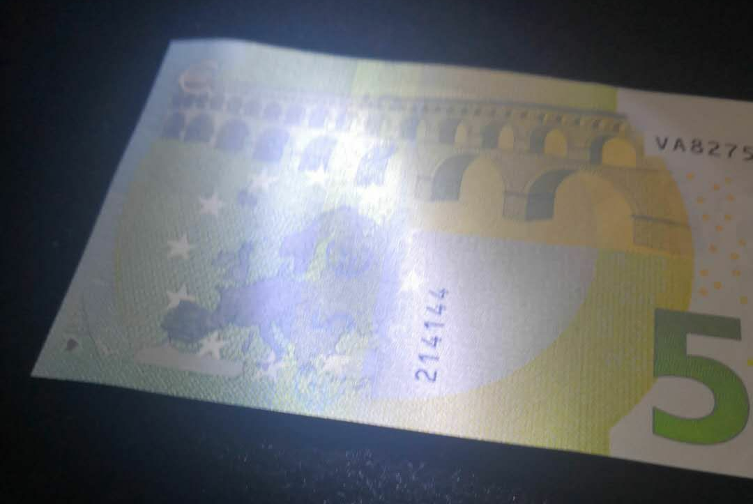 【鲸贝乐淘】千字文·第岁号拍卖 2013版3签。西班牙🇪🇸 V字冠。14144。ABABB好号。