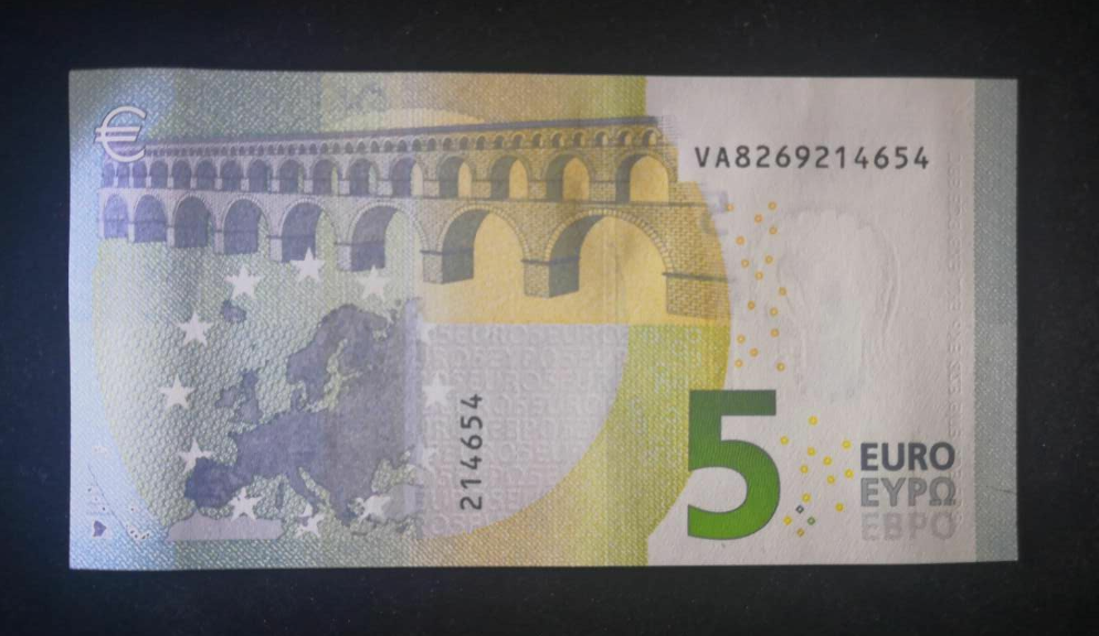 【鲸贝乐淘】千字文·第岁号拍卖 2013版3签。西班牙🇪🇸 V字冠。654小顺子号。