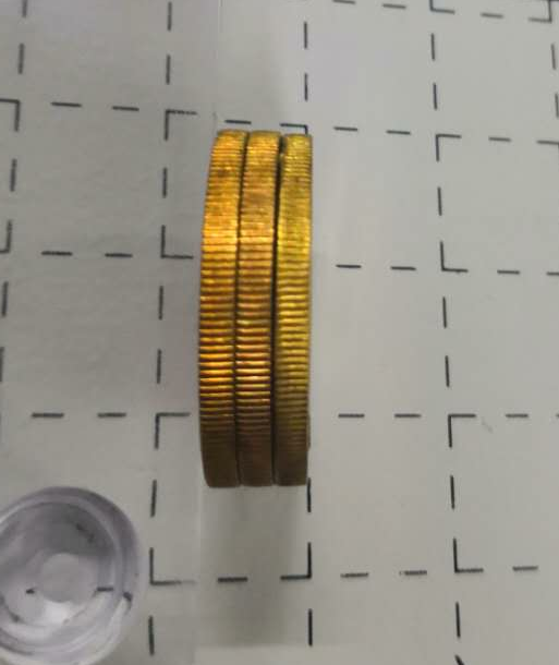 【鲸贝乐淘】千字文·第岁号拍卖 【香港】香港早期1979女王尖冠1毫3枚。品相卷拆。有小五彩。